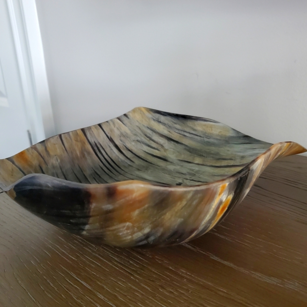 Elegant Multicolor Decorative Bowl